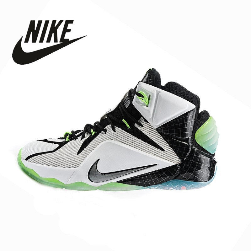 NIKE LeBron James