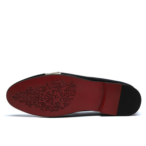 New Fashion Gold Top et Metal Toe Men Velvet Dress chaussures italiennes mens chaussures habillées Mocassins à la main