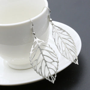 2019 Pendientes Mujer Hot Fashion Wholesale Jewelry Hollow Metal Leaves Dangling Long Statement Drop Earrings For Women Bijoux